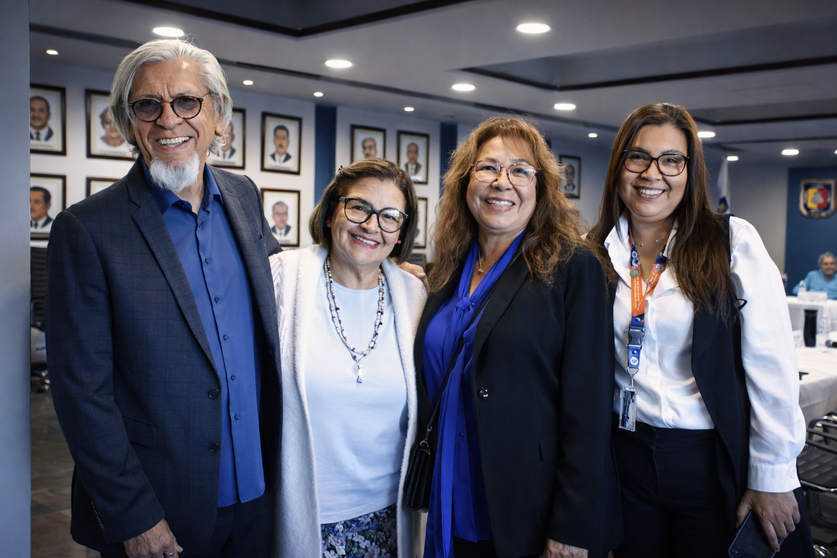 La Universidad Internacional de La Paz y el Sistema Estatal para el Desarrollo Integral de la Familia de Baja California Sur formalizaron una alianza para fortalecer el servicio social y las pr&aacute;cticas profesionales en la entidad.