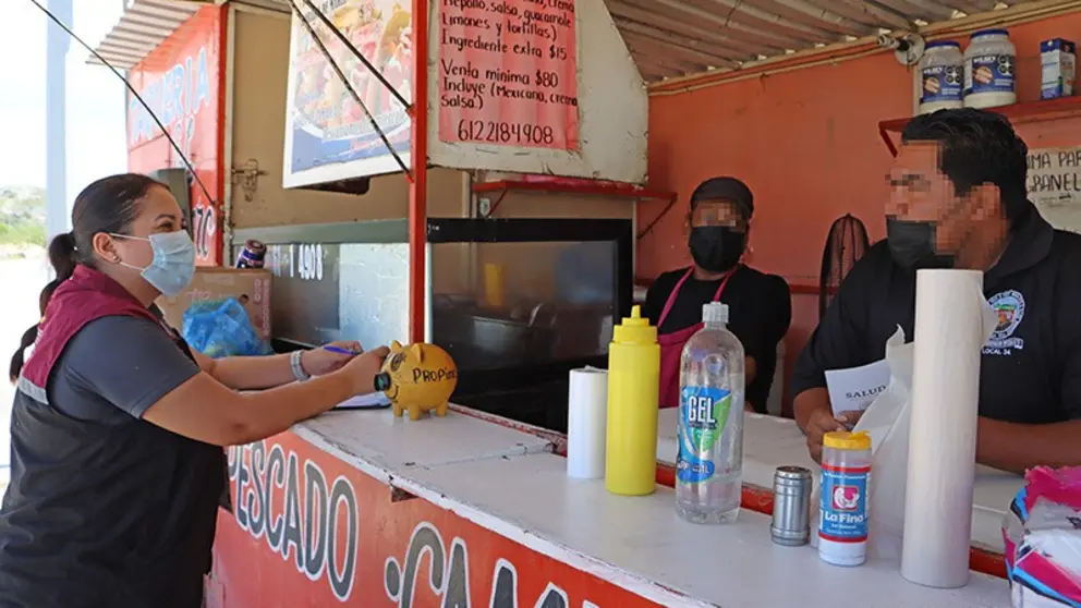 Suspenden venta de alimentos en la v&iacute;a publica por Lorena