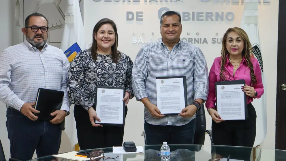 Con el fin de consolidar un sistema judicial moderno y digital, Forman Convenio poderes