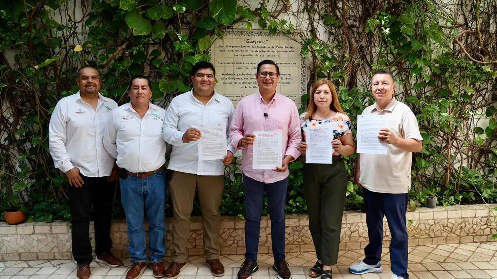 Facilitan vinculaci&oacute;n laboral a estudiantes universitarios del CECyTE Todos Santos